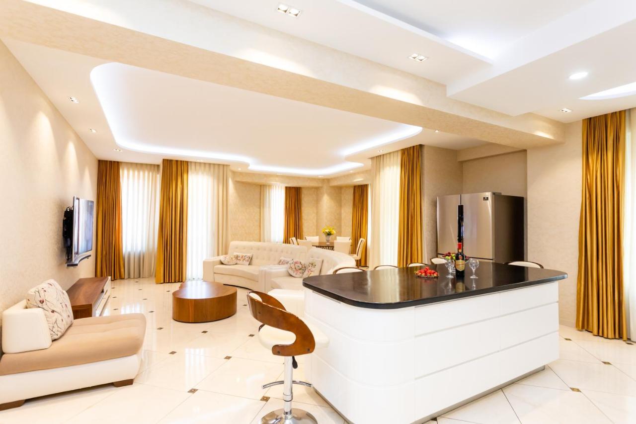 Central Cozy 3Bd-2Bath Apartment Tbilisi Buitenkant foto
