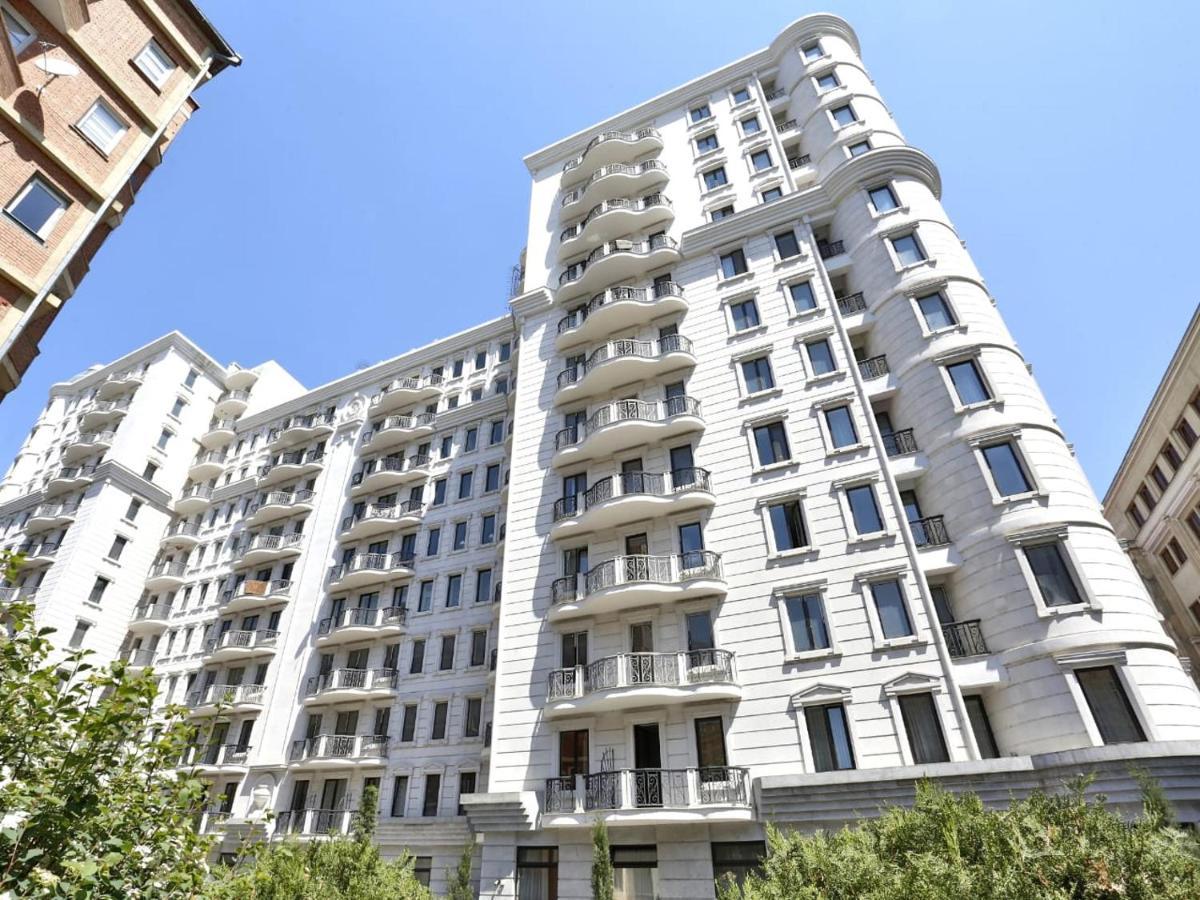 Central Cozy 3Bd-2Bath Apartment Tbilisi Buitenkant foto