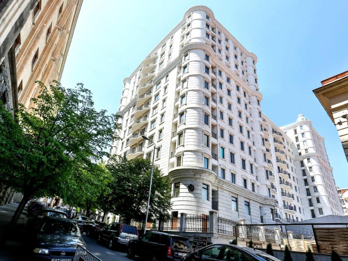Central Cozy 3Bd-2Bath Apartment Tbilisi Buitenkant foto